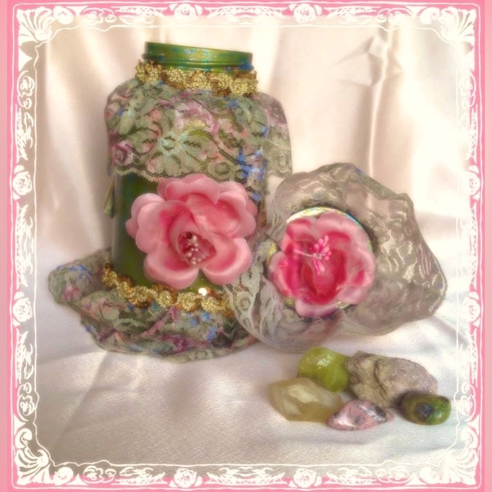 Hand Crafted Glass Jar Refreshing Meadow Gypsy Bottle RoseAroma - Picture 2 of 10